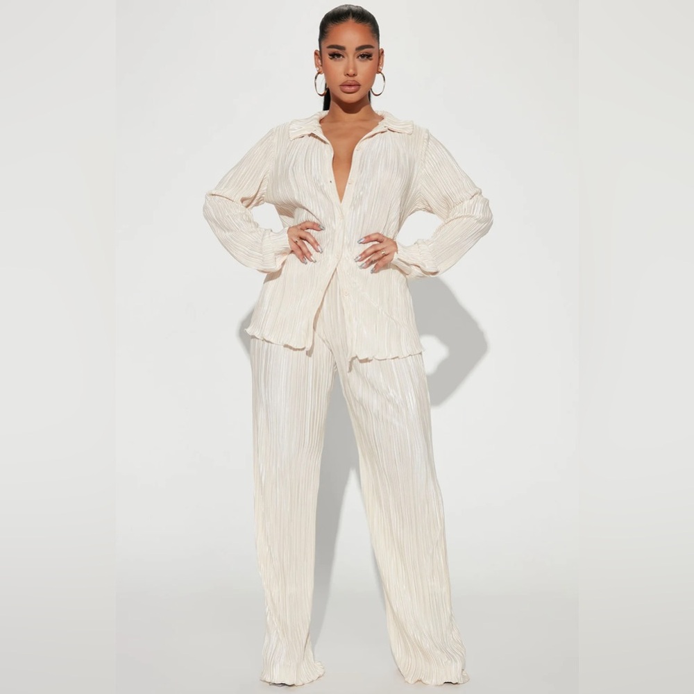 FASHION NOVA Pick Me Plisse Pant Set - Cream